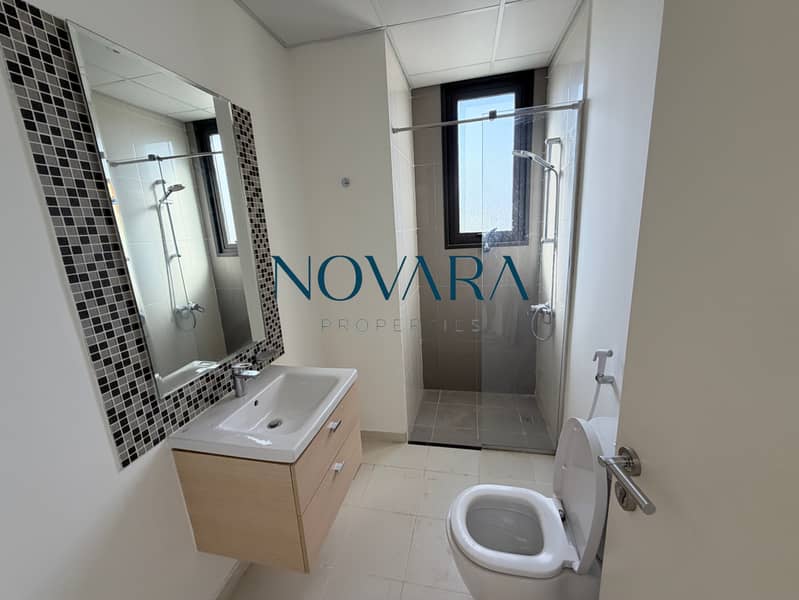 GENUINE RESALE | Rented | 6Bed stand alone villa | SPACIOUS LAYOUT V3 - Image 20