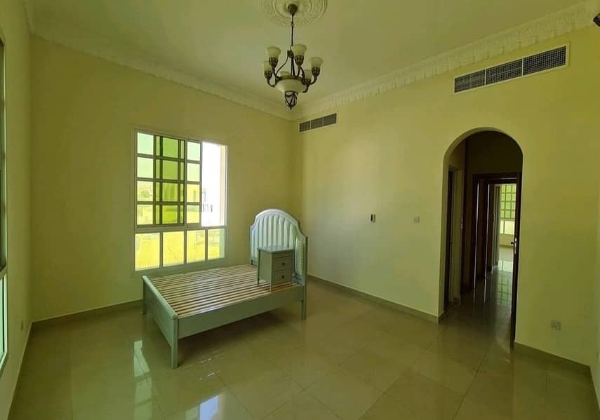 Spacious 6-Bedroom Villa for Rent | Al Warqa 3 - Image 9