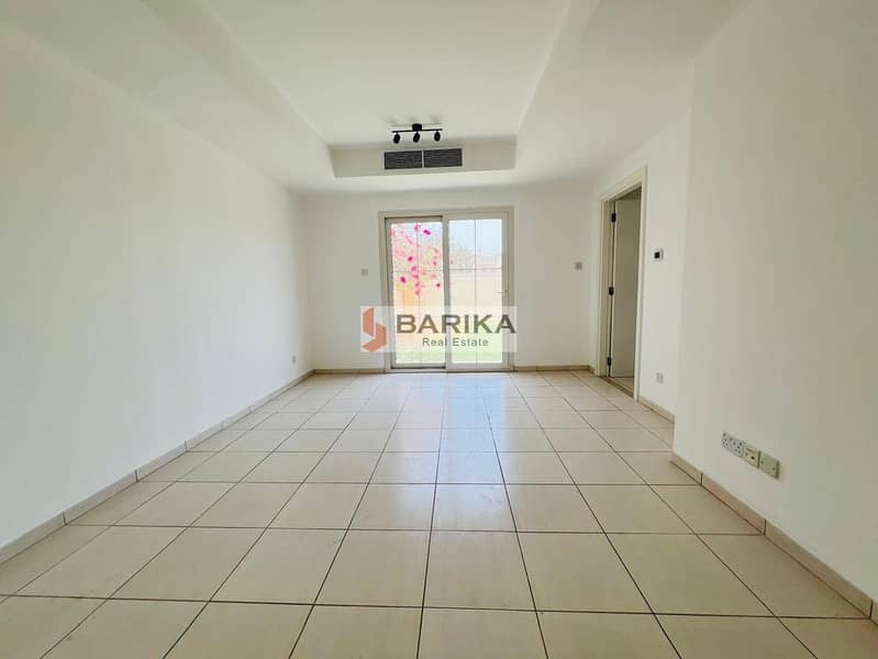 Stylish 2BR + Study room |Villa in Springs 4 - Image 6