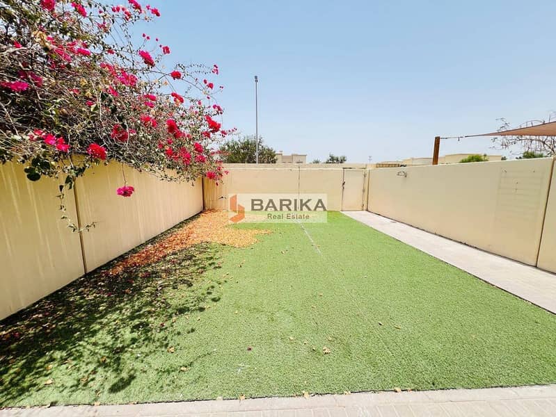 Stylish 2BR + Study room |Villa in Springs 4 - Image 13