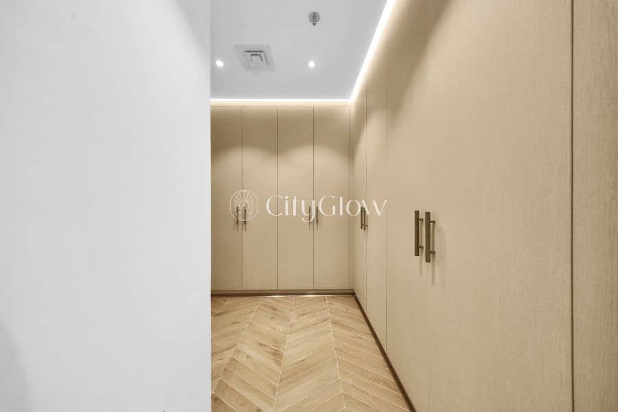 Elegant Urban Haven | Furnished 1BR | Bay Square - Image 19