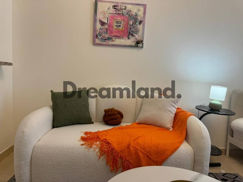 FULLY FURNISHED | READY TO MOVE IN | MODERN - Image 6