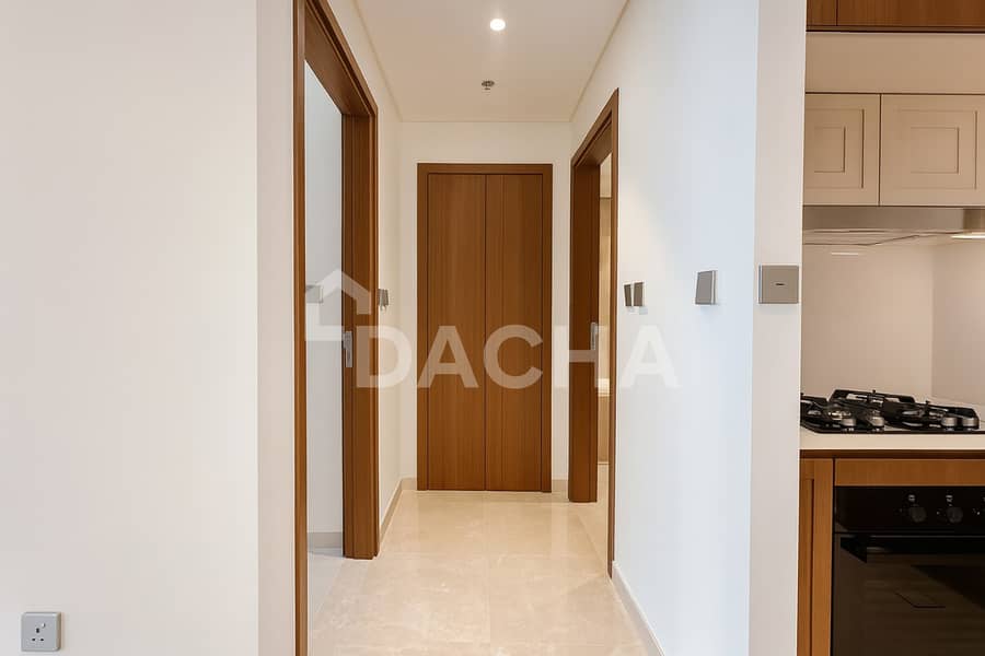 Vacant | Sea View | Unfurnished