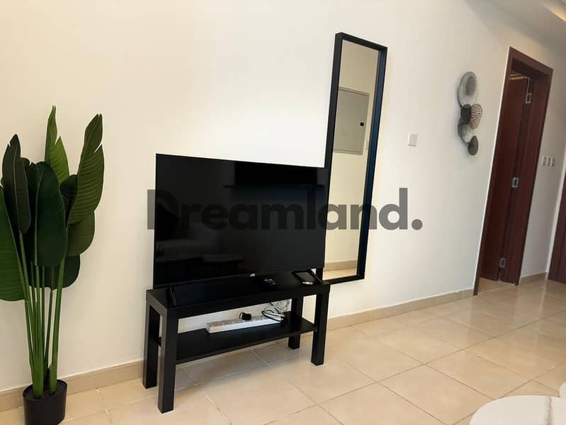 FULLY FURNISHED | READY TO MOVE IN | MODERN - Image 14