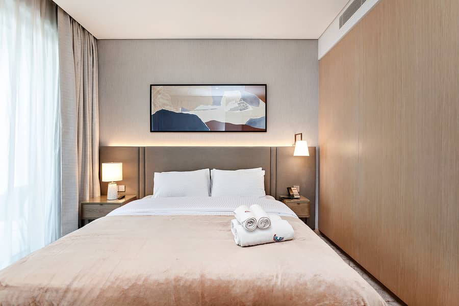 Stylish 1BR Apartment in Vida Dubai Mall, Downtown - Image 16