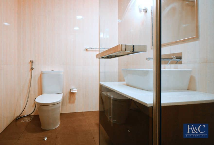 Prestigious Location | DIFC View | Vacant - Image 20