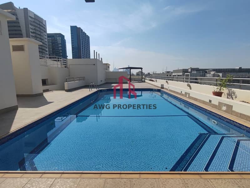 Chiller Free |Near to The Mall | Prime Location