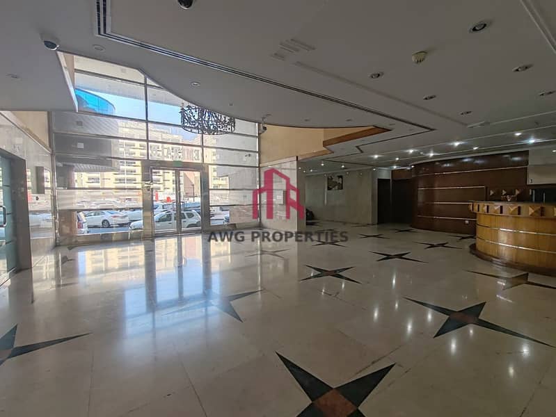 Chiller Free |Near to The Mall | Prime Location - Image 18