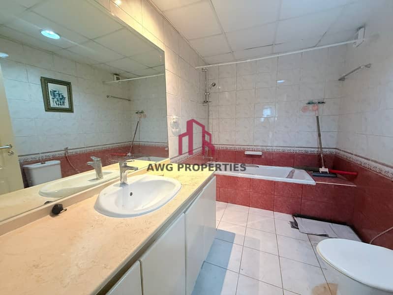 Chiller Free |Near to The Mall | Prime Location - Image 23