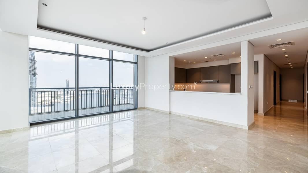 Burj khalifa view | 2 expansive terraces | Unique layout