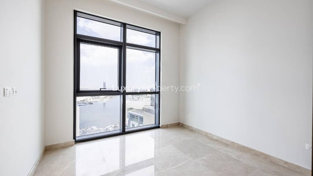 Burj khalifa view | 2 expansive terraces | Unique layout - Image 15