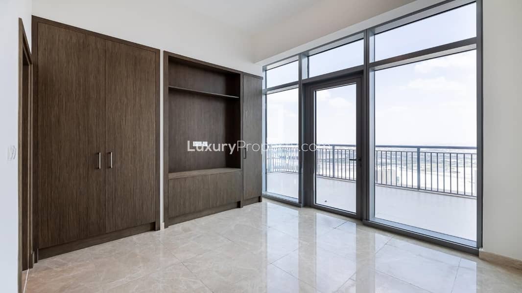 Burj khalifa view | 2 expansive terraces | Unique layout - Image 18