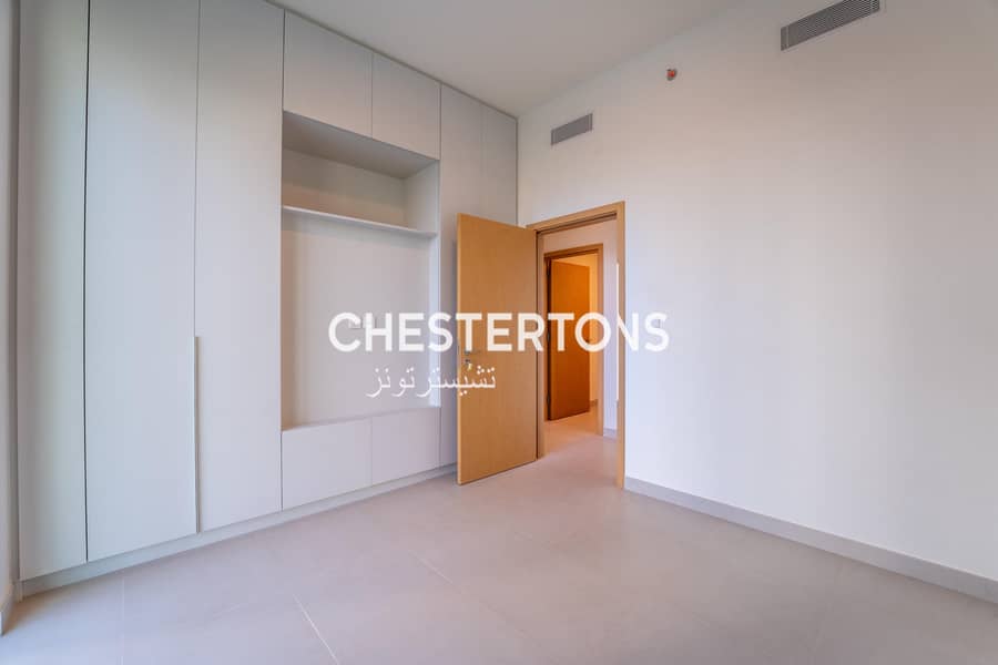 Unique Low-Floor Corner Unit | Spacious Park View - Image 9