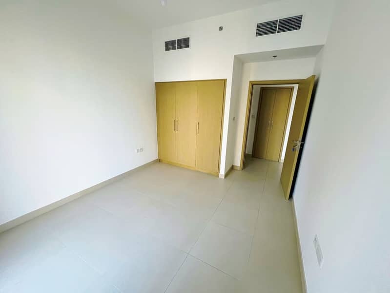 SPACIOUS 1 BHK | HIGH FLOOR | READY TO MOVE IN - Image 11