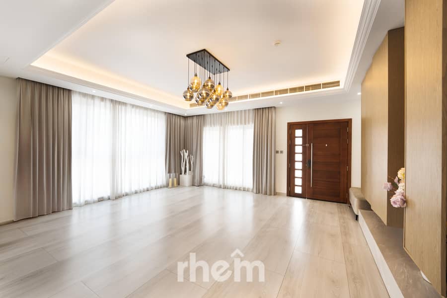 Prime Location | Vastu | Private Garden