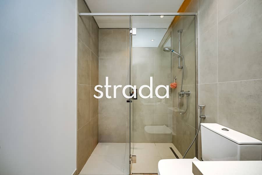 Vacant now | modern interior | fully furnished - Image 14