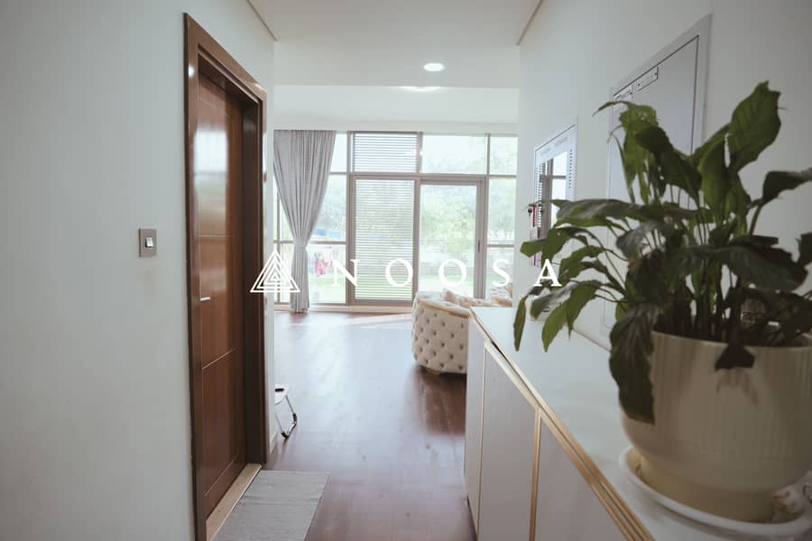 Single Row | Park View | Upgraded | Vacant - Image 8