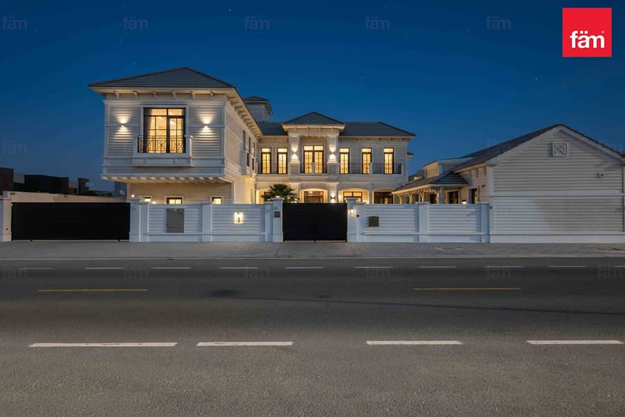 Spacious villa with nearby school & hospital