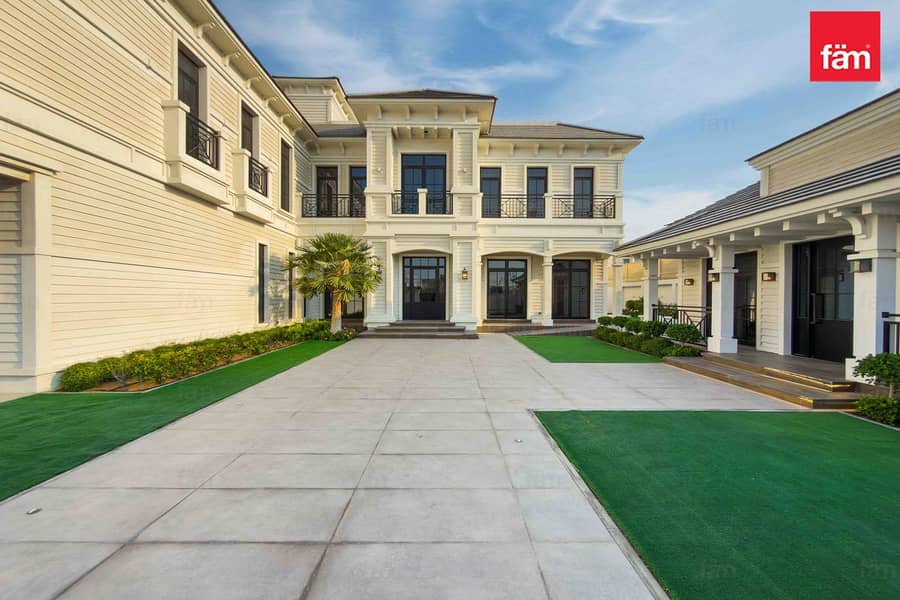 Spacious villa with nearby school & hospital