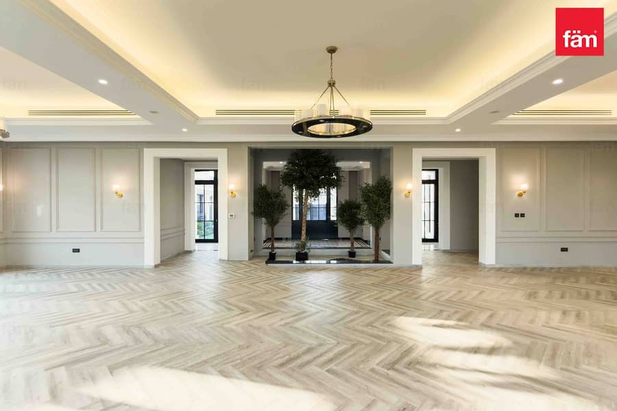 Spacious villa with nearby school & hospital