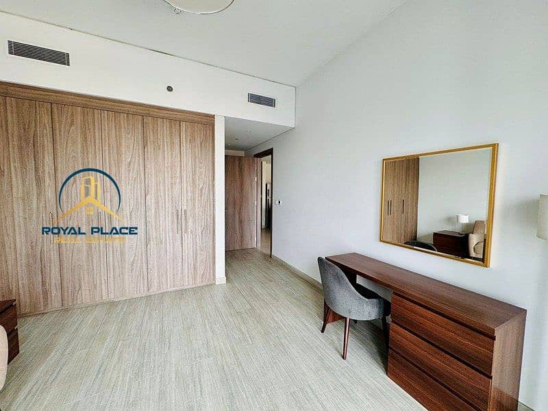 Burj View | Spacious | Community View