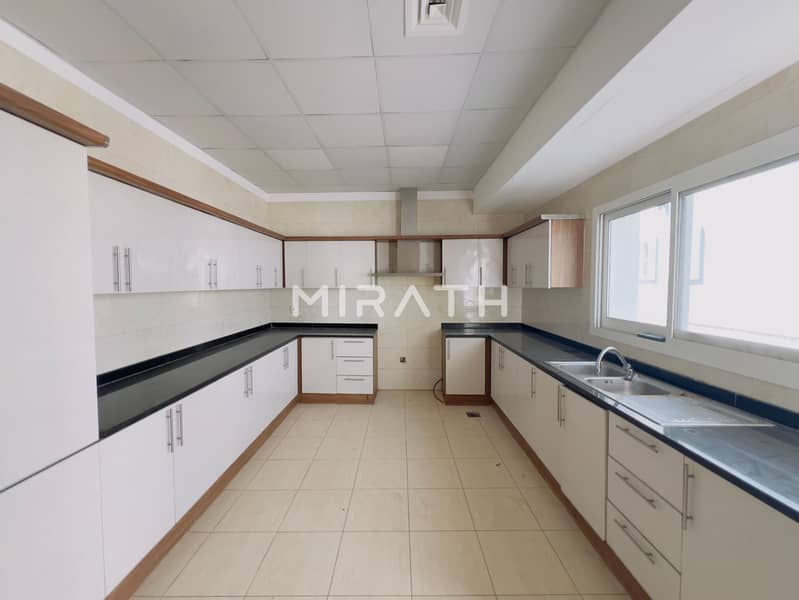 Refined Villa Living in a Prime Address - Image 10