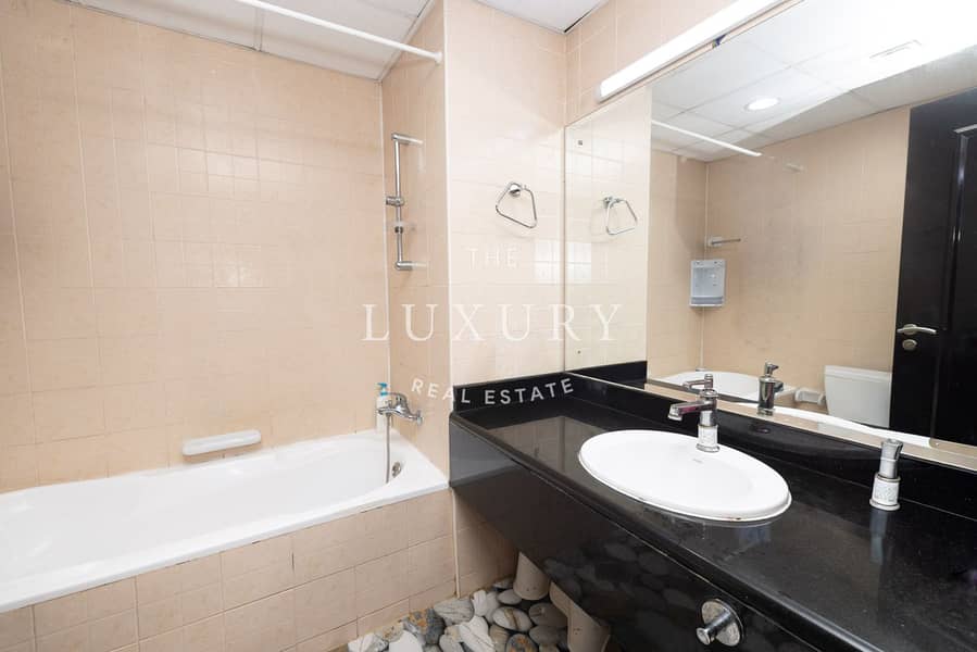 HUGE LAYOUT | COMMUNITY VIEW | MOTIVATED SELLER - Image 13