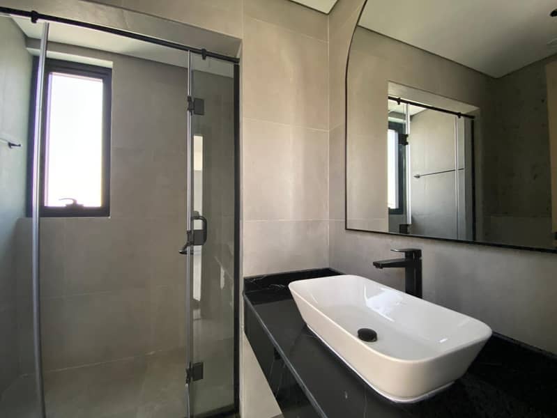 Modern 5BR |Maid |Pvt Pool | Garden - Image 16