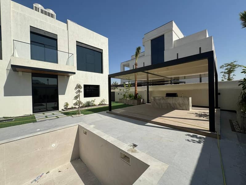 Modern 5BR |Maid |Pvt Pool | Garden - Image 17