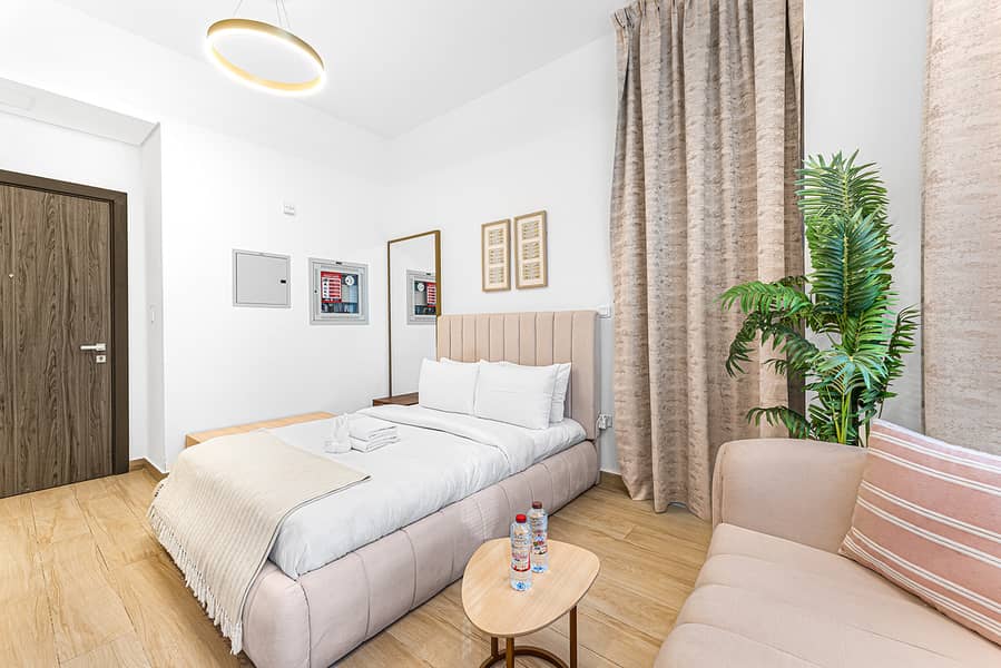 Available Serene Modern | Balcony| Bills Included