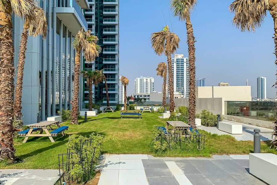 Available Serene Modern | Balcony| Bills Included - Image 14