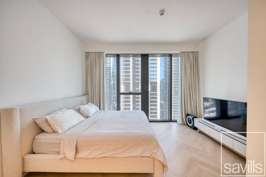 Vacant on Transfer| Fully Upgraded |Boulevard View - Image 12