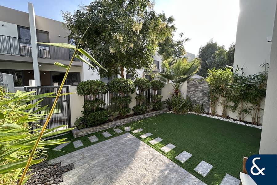 Opposite Pool | Fully Furnished | 3 Bedrooms - Image 10