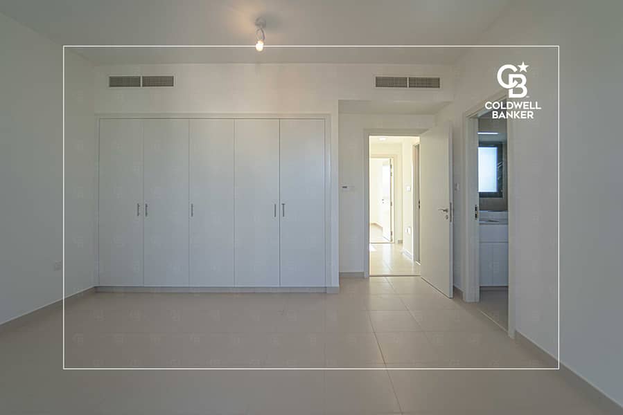 SPACIOUS | VACANT | EXCEPTIONAL COMMUNITY LIVING - Image 12