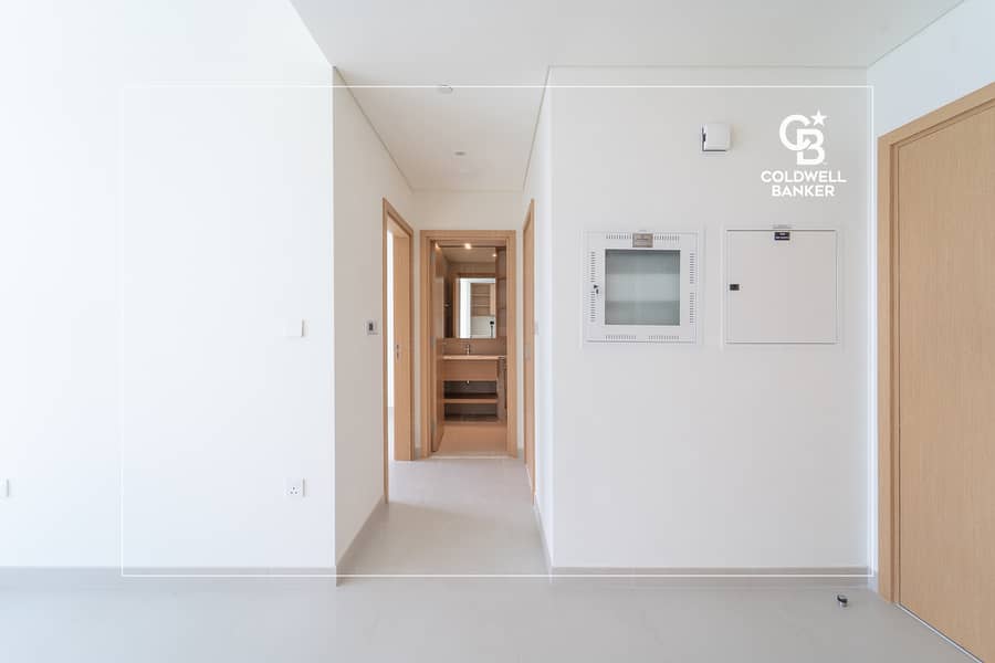 1 BED l BEST VIEW l NEW BUILDING - Image 7