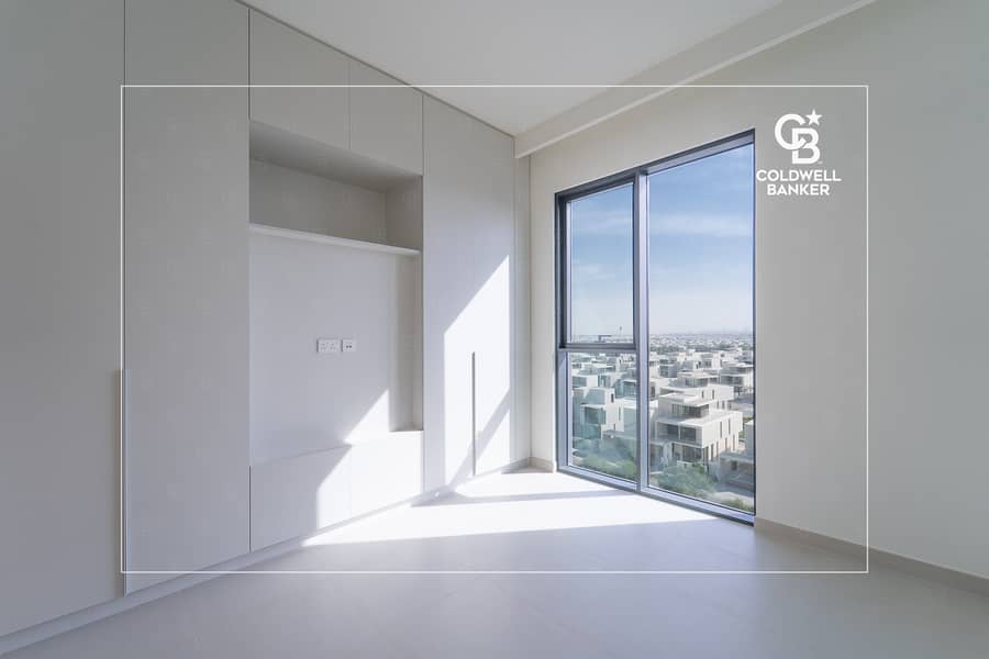 1 BED l BEST VIEW l NEW BUILDING - Image 13