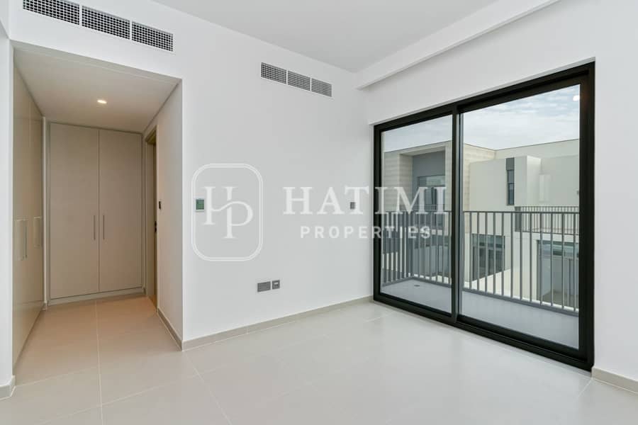 Prime Location | Close to Amenities| Ready to Move - Image 6