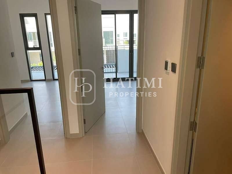 Prime Location | Close to Amenities| Ready to Move - Image 11