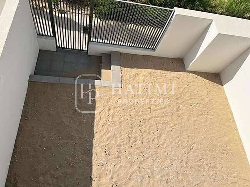 Prime Location | Close to Amenities| Ready to Move - Image 13