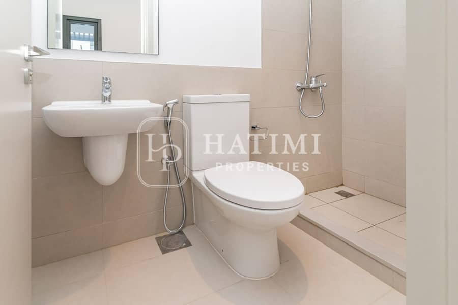 Prime Location | Close to Amenities| Ready to Move - Image 15