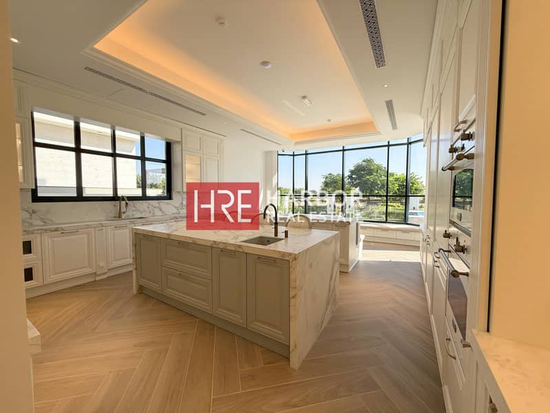 Single Row Designer Villa | Largest BUA | Park View - Image 27