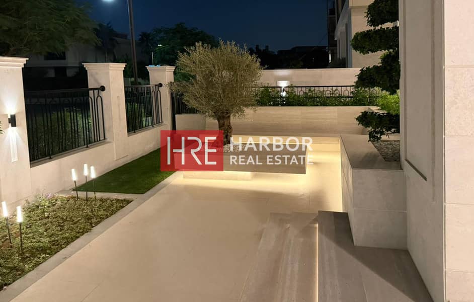 Single Row Designer Villa | Largest BUA | Park View - Image 43