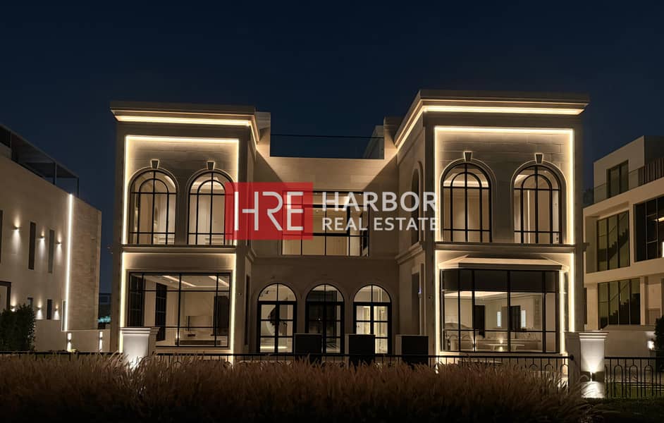 Single Row Designer Villa | Largest BUA | Park View