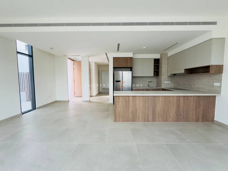 PARK FACING | PRICE NEGOTIABLE | VASTU UNIT