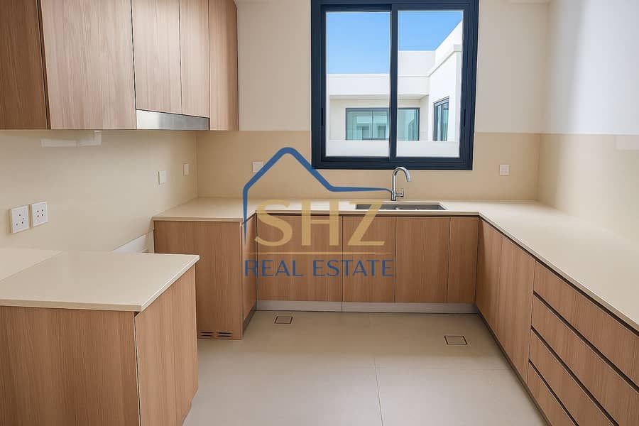 Single Row | Backing Central Park | Brand New