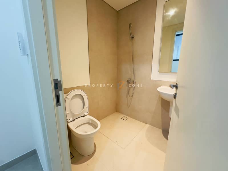 PARK FACING | PRICE NEGOTIABLE | VASTU UNIT - Image 14