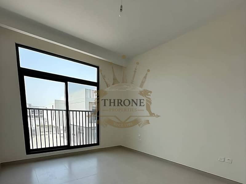 Corner Unit-Ready to Move-Close to Amenities - Image 12