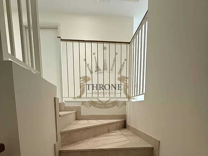 Corner Unit-Ready to Move-Close to Amenities - Image 16