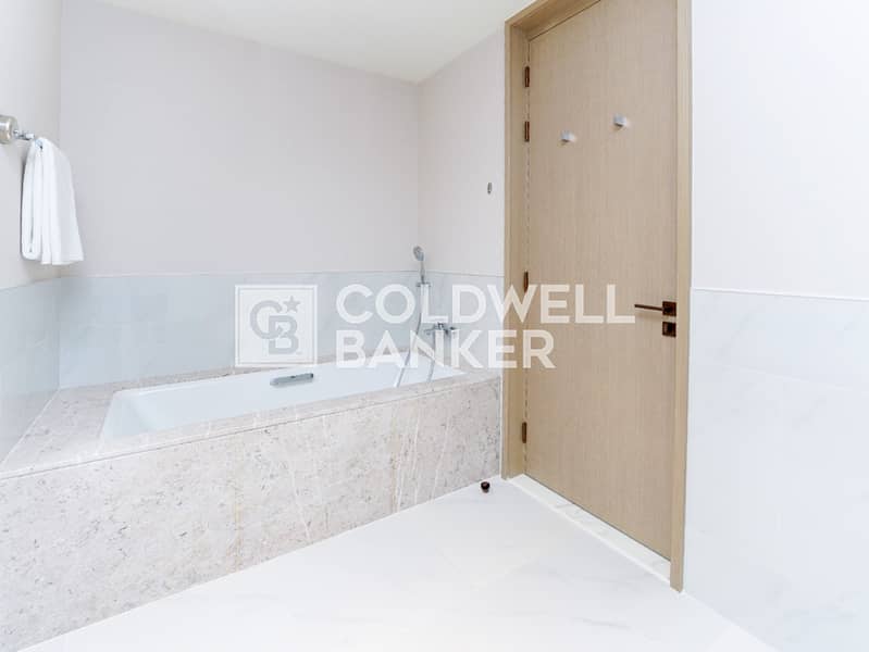 Burj Khalifa View | Skyline | Full Water View - Image 20