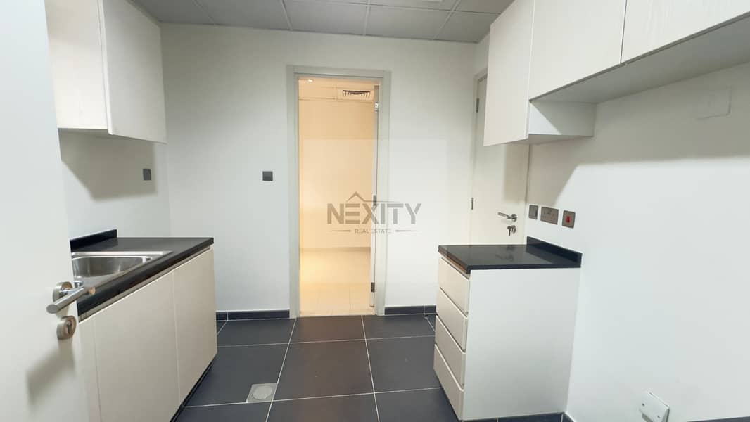 GENUINE LISTING | SINGLE ROW | R2M | 3BR MAID ROOM